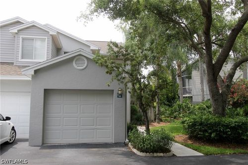 q201-2880 Citrus Lake Dr, NAPLES, FL, 34109-7679 | Card Image