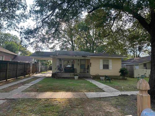 909 7th Ave Se, Decatur, AL, 35601-3923 | Card Image