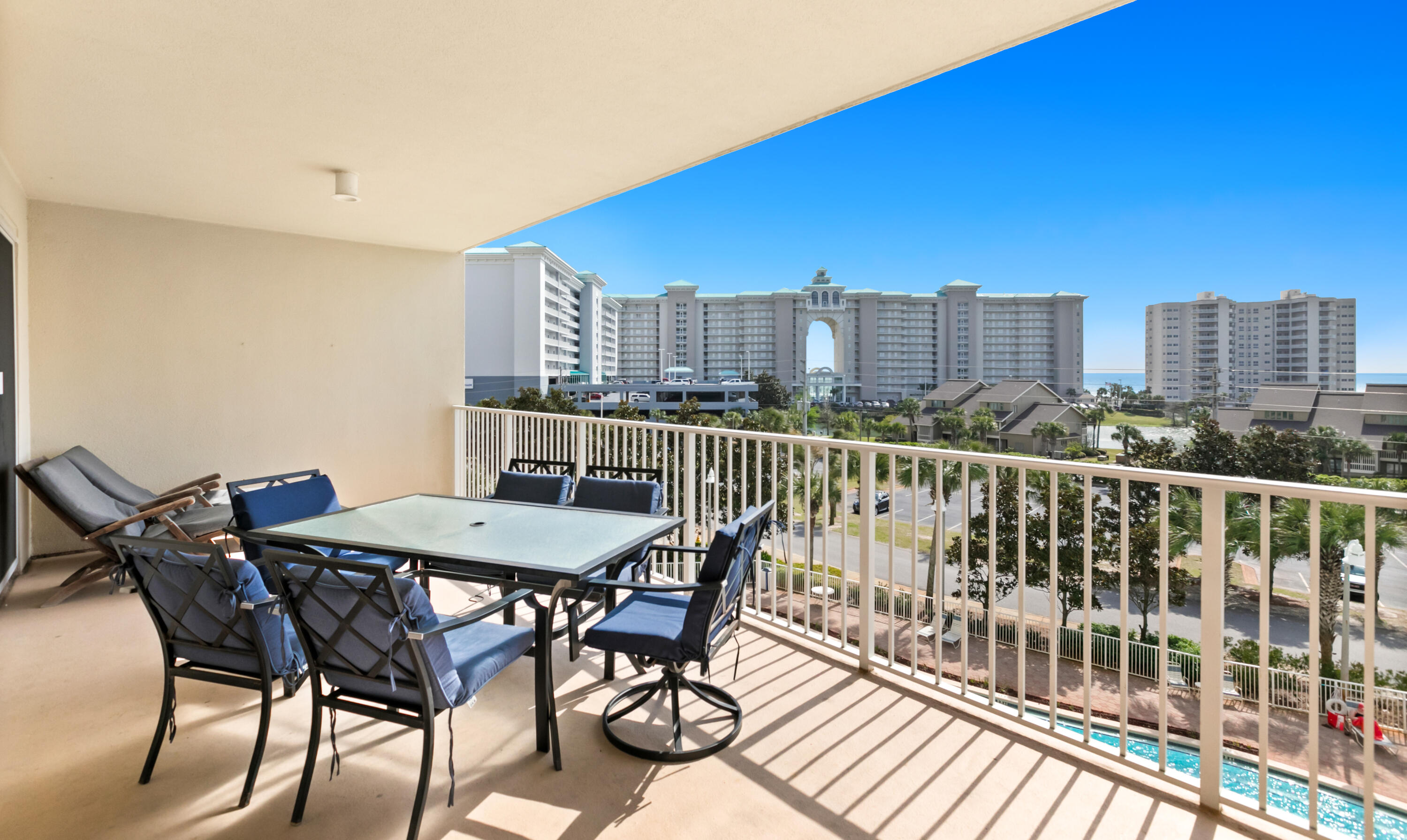 Residential in Miramar Beach 2