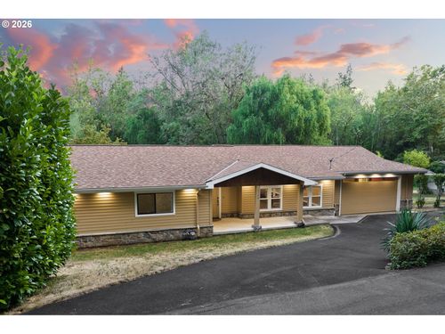 5140 Lower Dr, Lake Oswego, OR, 97035-5321 | Card Image