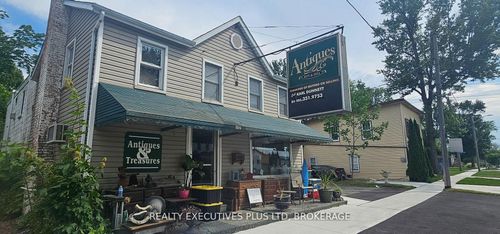 4020 Main St, Niagara Falls, ON, L2G6B8 | Card Image