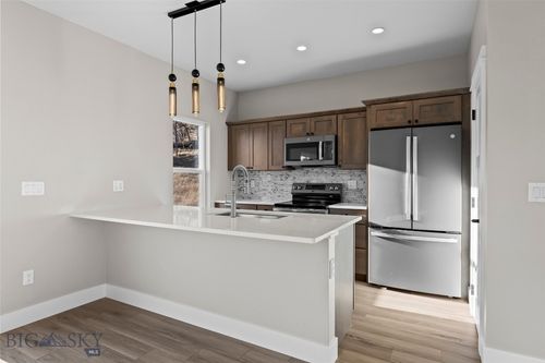 613 N L Street, Livingston, MT, 59047 | Card Image