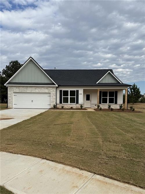209 Squirrel Run, Good Hope, GA, 30641-2538 | Card Image