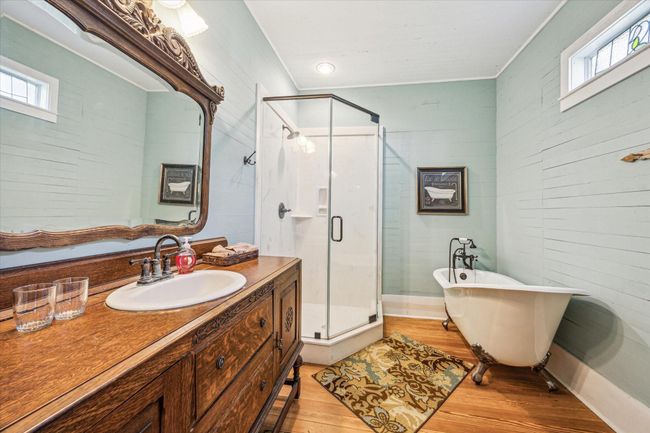 10753 Track Rd E, House other with 3 bedrooms, 4 bathrooms and null parking in Cat Spring TX | Image 15