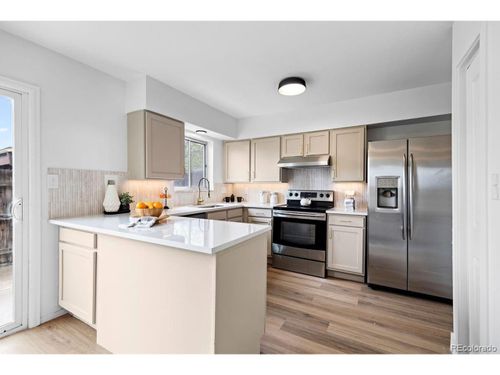 5667 S Lowell Blvd, Littleton, CO, 80123-2842 | Card Image