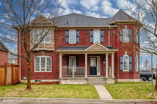 {{alt}} | Card Image