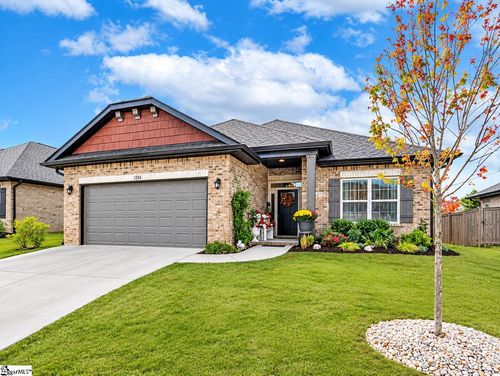 108 Red Hollow Road, Simpsonville, SC, 29681 | Card Image