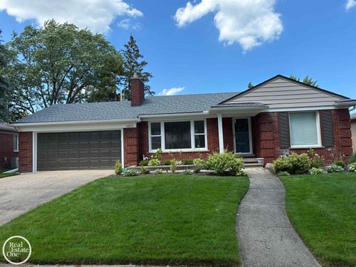 1072 S Brys Drive, Grosse Pointe Woods, MI, 48236 | Card Image