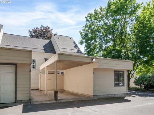 4-361 Ne Village Squire Ave, Gresham, OR, 97030-1105 | Card Image