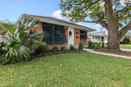 909 Rosa Ave, Metairie, LA, 70005-2129 | Card Image