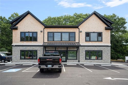 2900 South County Trail, East Greenwich, RI, 02818 | Card Image