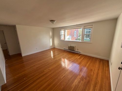 8-15 Park Ave, Foxboro, MA, 02035 | Card Image