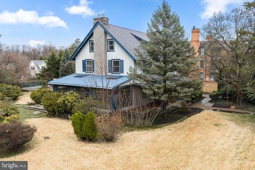 111 E Montgomery Ave, ARDMORE, PA, 19003-2503 | Card Image