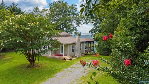 434 County Road 107, Fort Payne, AL, 35967-5903 | Card Image