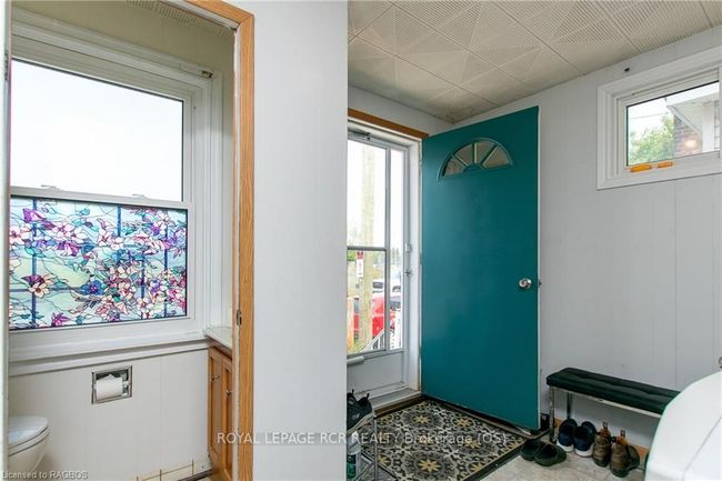 1095 2nd Ave W, House other with 3 bedrooms, 0 bathrooms and null parking in Owen Sound ON | Image 30