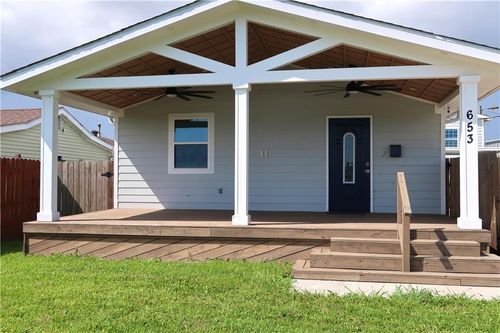 653 Vic A Pitre Dr, Westwego, LA, 70094-5048 | Card Image