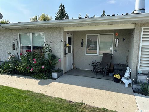 12-5004 5th St, Rosthern, SK, S0K | Card Image