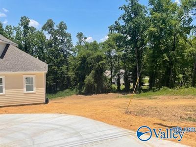 2260 Hickory Hill Drive, House other with 4 bedrooms, 2 bathrooms and null parking in Guntersville AL | Image 3