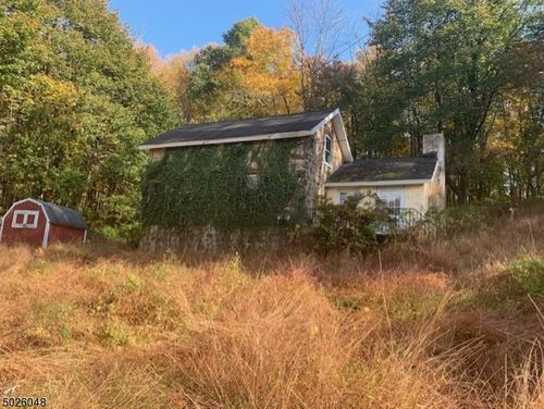 42 5th Ave, Mine Hill, NJ, 07803-3240 | Card Image