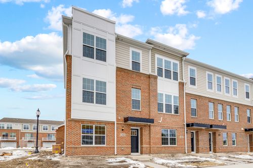 2929 Showplace Dr, Naperville, IL, 60564-5093 | Card Image
