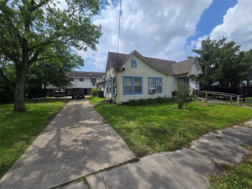 26 Hunt St, Houston, TX, 77003-1972 | Card Image