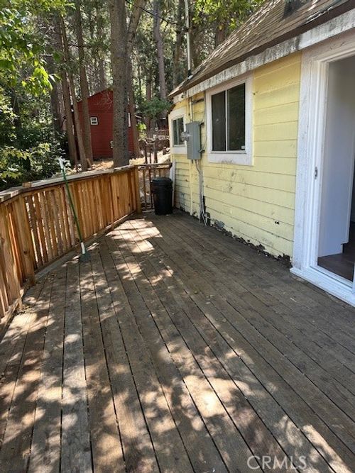 25014 Moon Dr, Crestline, CA, 92325-9465 | Card Image