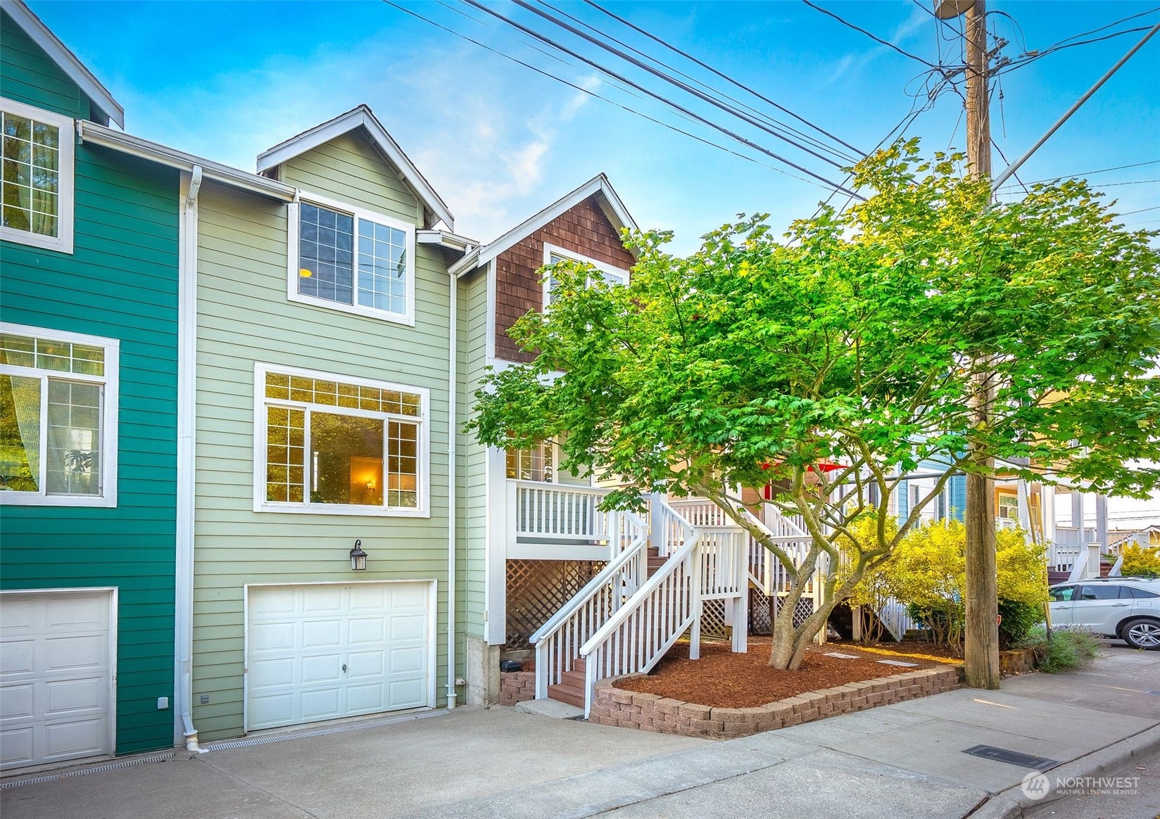 31st Ave, Seattle, WA 98108