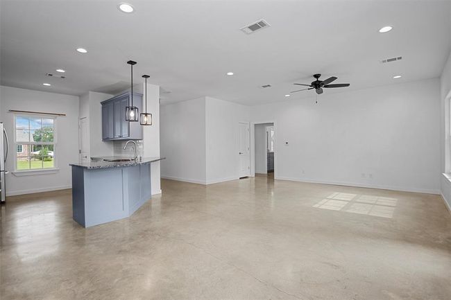 174 Cedar Hill Loop, House other with 3 bedrooms, 2 bathrooms and 2 parking in Lufkin TX | Image 8
