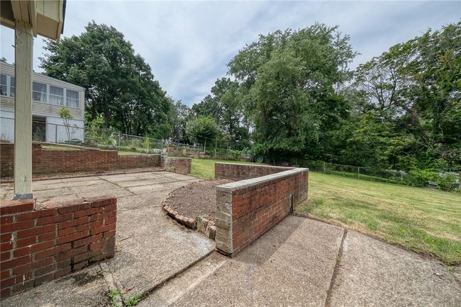 35 Locust Ln, House other with 4 bedrooms, 2 bathrooms and 1 parking in Upper St. Clair PA | Image 21