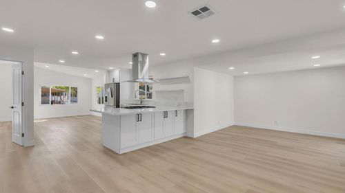 499 Mill Pond Dr, San Jose, CA, 95125-1411 | Card Image