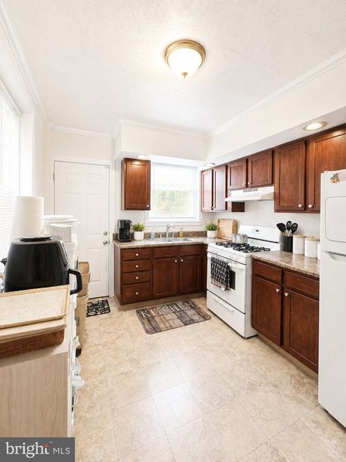 2116 Granite St, PHILADELPHIA, PA, 19124-2208 | Card Image