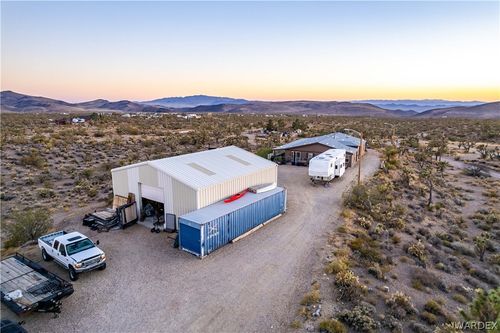 8356 W Cordelia, White Hills, AZ, 86445-8704 | Card Image