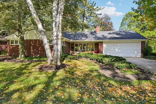 15976 Lauderdale Ave, Beverly Hills, MI, 48025-5668 | Card Image