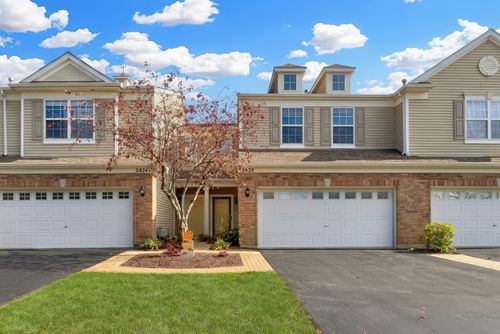 2420 Evergreen Cir, McHenry, IL, 60050-8017 | Card Image