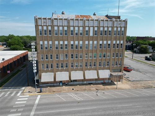 115 W Broadway St, Ardmore, OK, 73401-6205 | Card Image