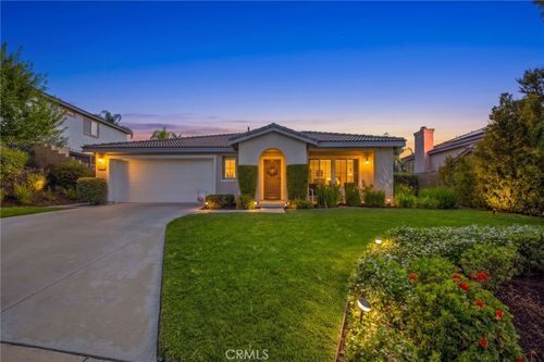 3966 Bennett Ave, Corona, CA, 92883-0750 | Card Image
