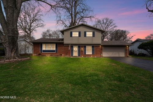 1913 Sunnylawn Dr, Toledo, OH, 43614-3544 | Card Image