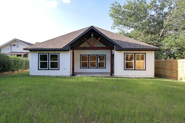 836 E Arlington Ave, House other with 4 bedrooms, 2 bathrooms and null parking in Fort Worth TX | Image 23