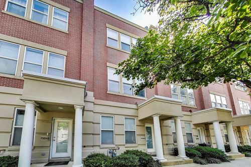 apt-3c-7501 Brown Ave, Forest Park, IL, 60130-3312 | Card Image