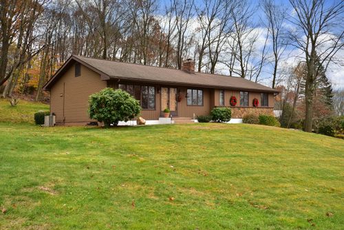 12 Austin Dr, Vernon, CT, 06066-4208 | Card Image