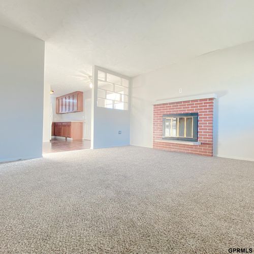 101 E 28th Ave, Bellevue, NE, 68005-5443 | Card Image