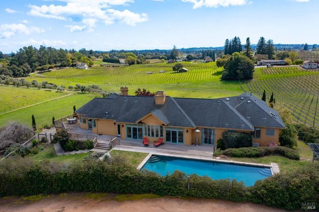 2614 Scotts Right Of Way, House other with 4 bedrooms, 4 bathrooms and 10 parking in Sebastopol CA | Image 75