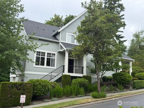 a-6748 161st Ave Se, Bellevue, WA, 98006-5428 | Card Image