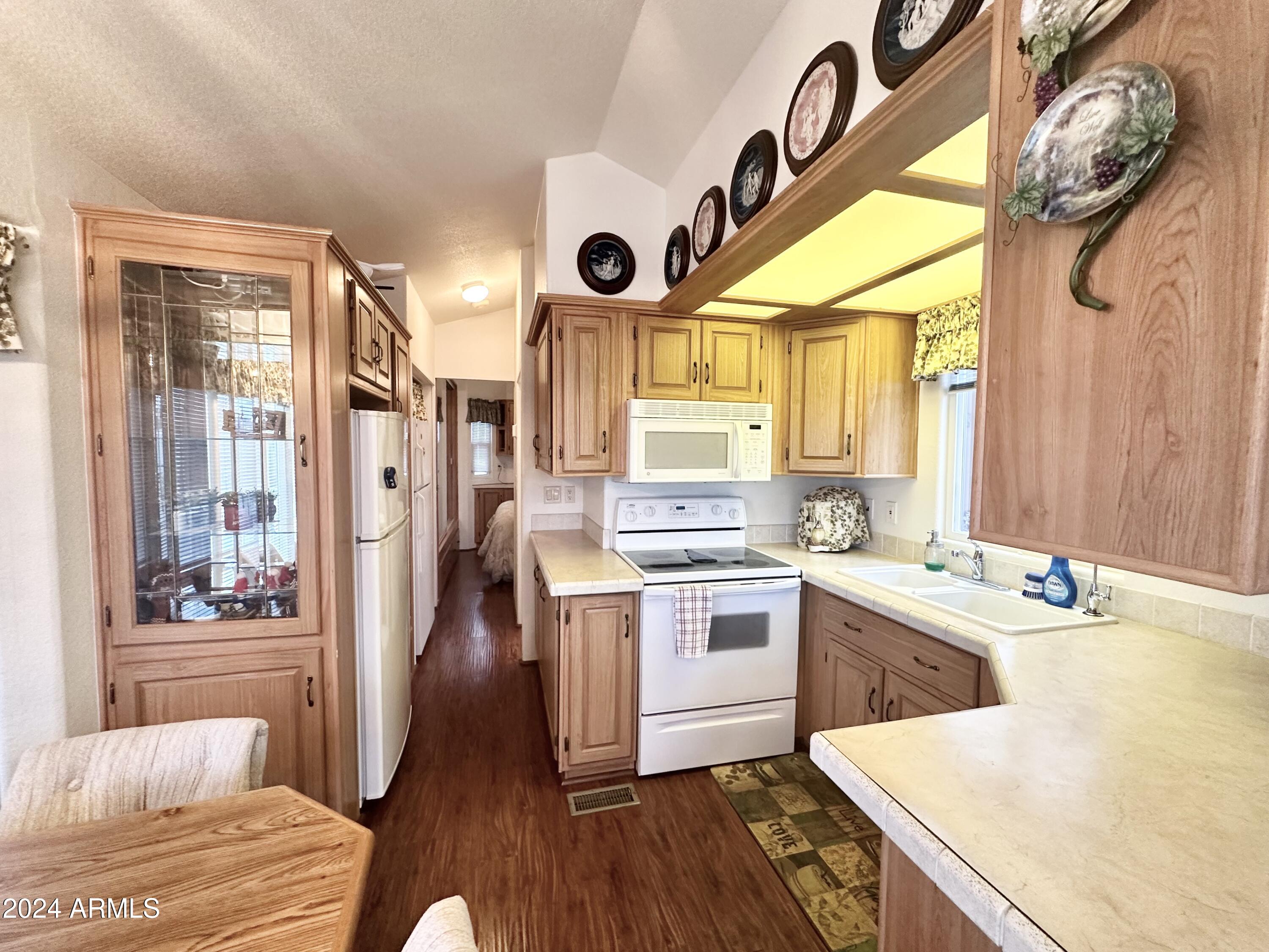 188 188 S Mineshaft Drive, For Sale in Apache Junction Zoocasa