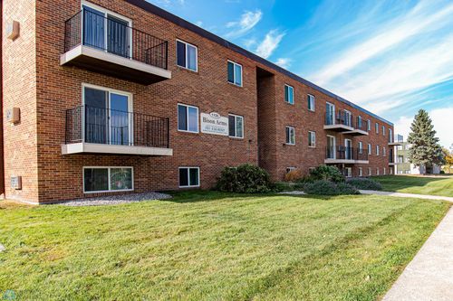 1120 16th St N, Fargo, ND, 58102-3341 | Card Image