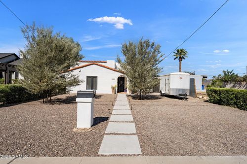 930 E Whitton Ave, Phoenix, AZ, 85014-5239 | Card Image