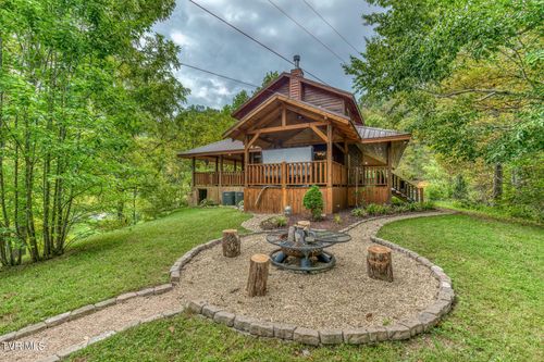 160 Conley Stevens Rd, Roan Mountain, TN, 37687-3753 | Card Image