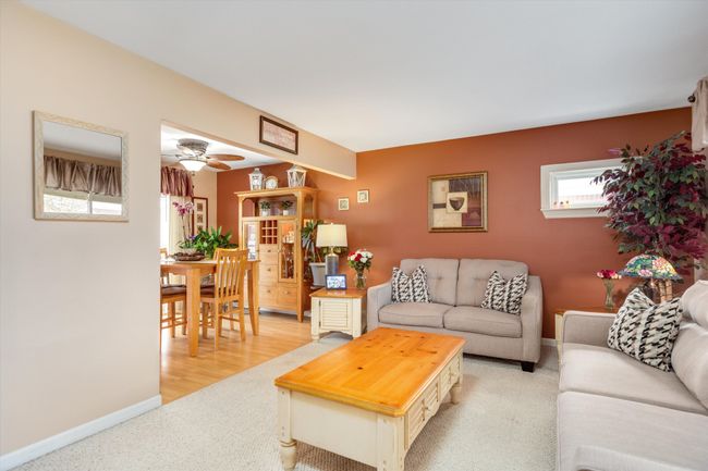 Living Room | Image 16