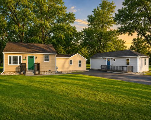 1735 S Fairbanks St, Griffith, IN, 46319-3315 | Card Image