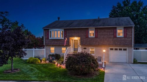 6 Ridgeview Rd, Jamesburg, NJ, 08831-1133 | Card Image